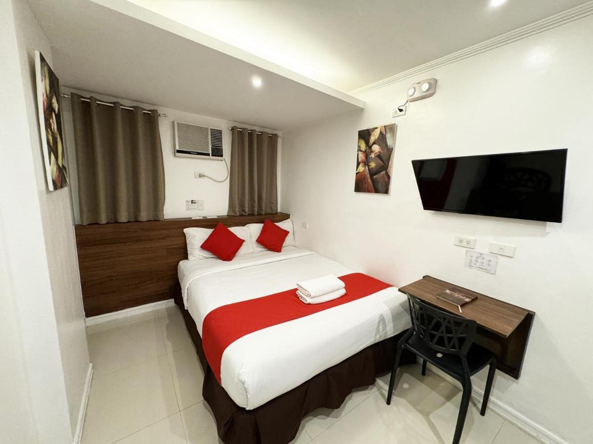 Nest Fort Bgc Makati City Exterior photo